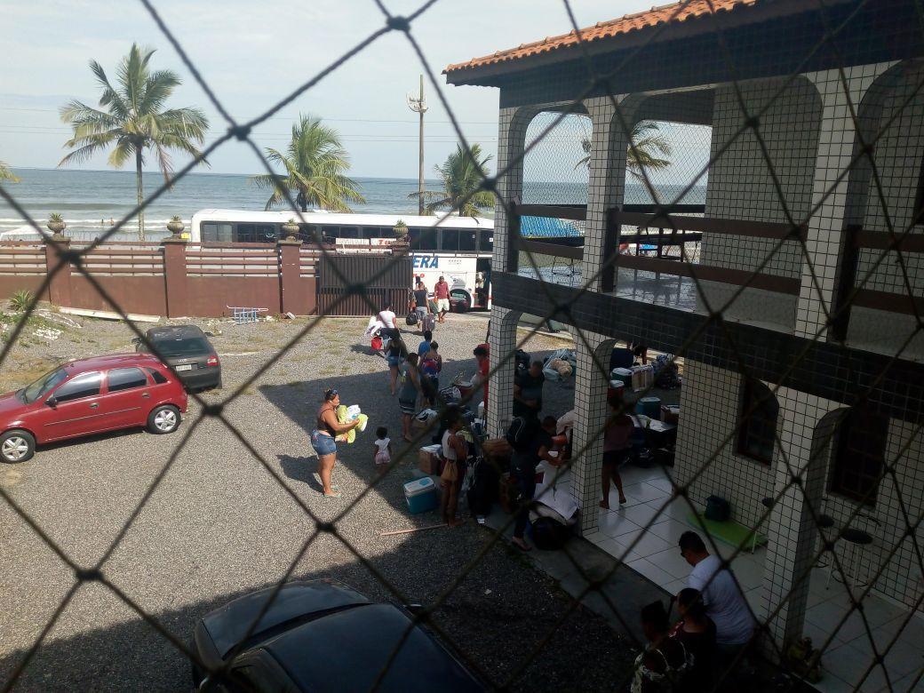 Hotel Hospedaria Kali Mongaguá Exterior foto